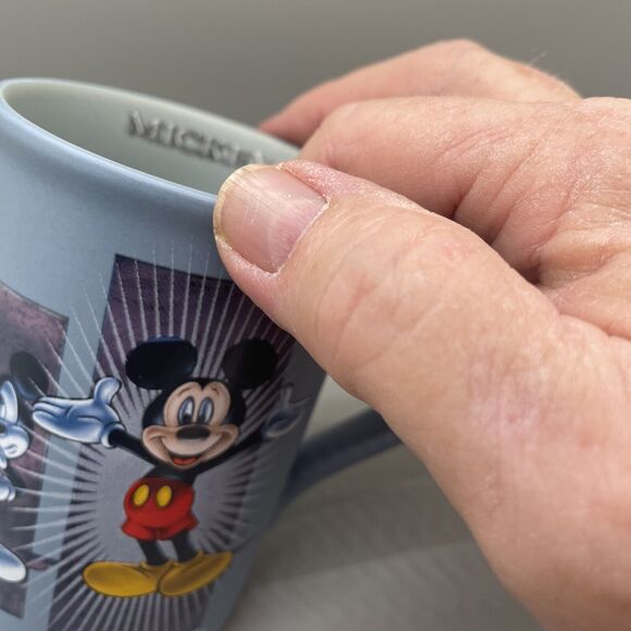 Walt Disney World Exclusive Animated Faces of Mickey Mouse Mug Cup . - Picture 6 of 8